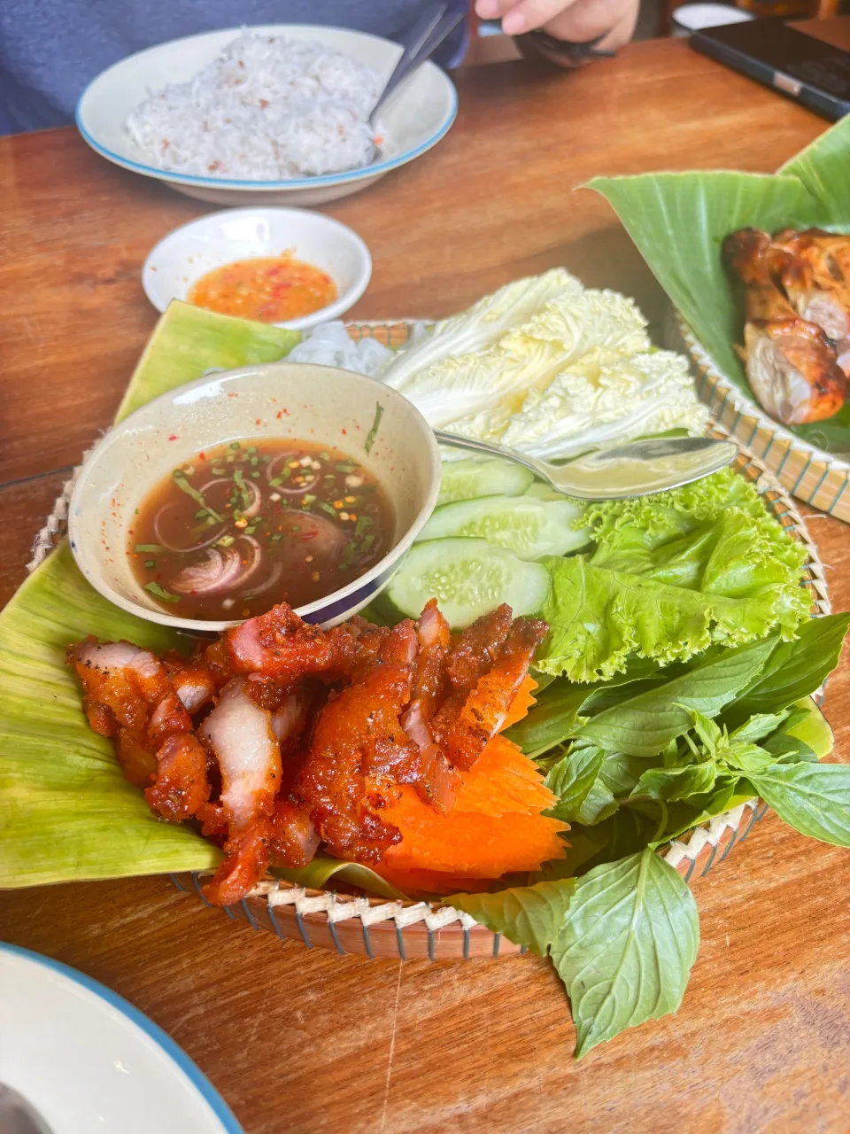 រូបថតទី 3 ក្នុងវិចិត្រសាលរបស់ ភោជនីយដ្ឋាន រំដេង - Romdeng Restaurant