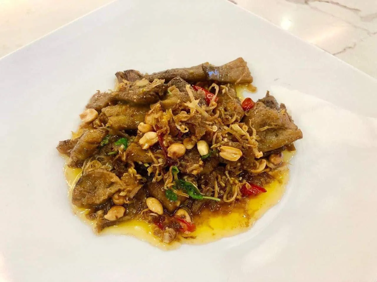 រូបថតទី 3 ក្នុងវិចិត្រសាលរបស់ E & F